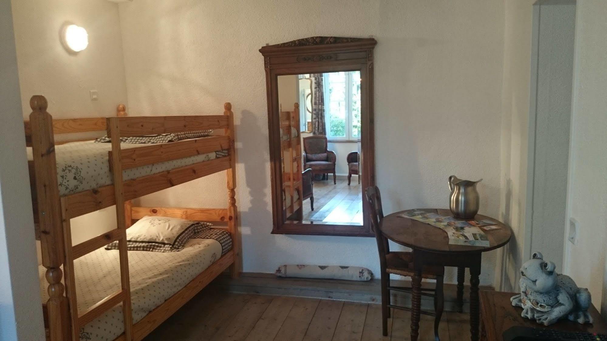 A La Grenouille Guest house